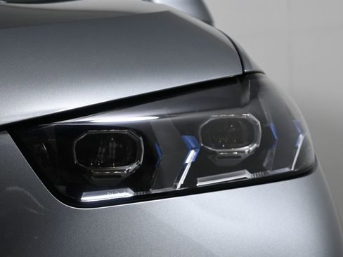 New 2026 BMW X5 xDrive40i w/ Climate Comfort Package image 11