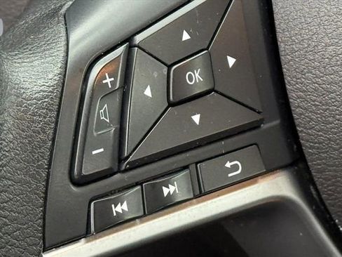 Used 2024 Nissan Sentra SV image 12