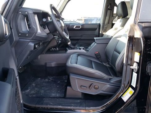 New 2025 Ford Bronco Outer Banks w/ Sasquatch Package image 15