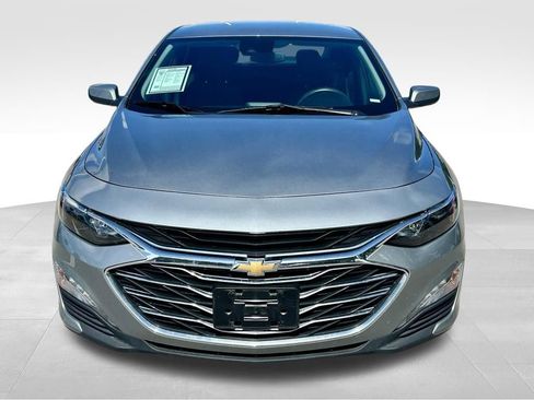 Used 2024 Chevrolet Malibu LT FWD image 2