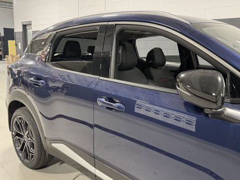New 2026 Nissan Kicks SR w/ SR Premium Package AWD/4WD image 6