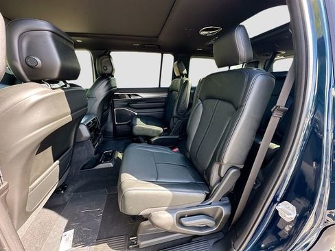 New 2026 Jeep Grand Wagoneer 4WD image 27