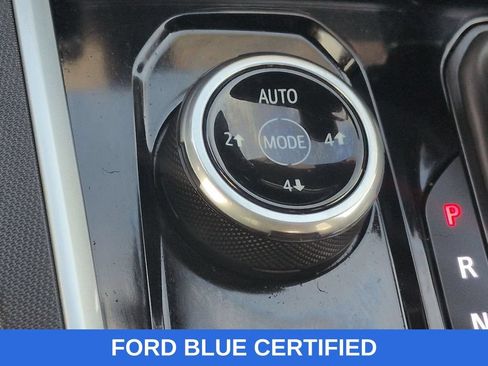 Used 2023 Chevrolet Colorado Trail Boss w/ Technology Package AWD/4WD image 21