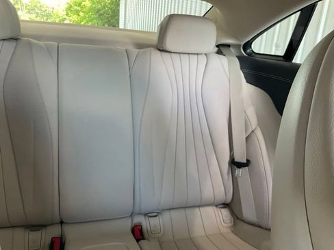 Used 2022 Mercedes-Benz E 450 Coupe image 18