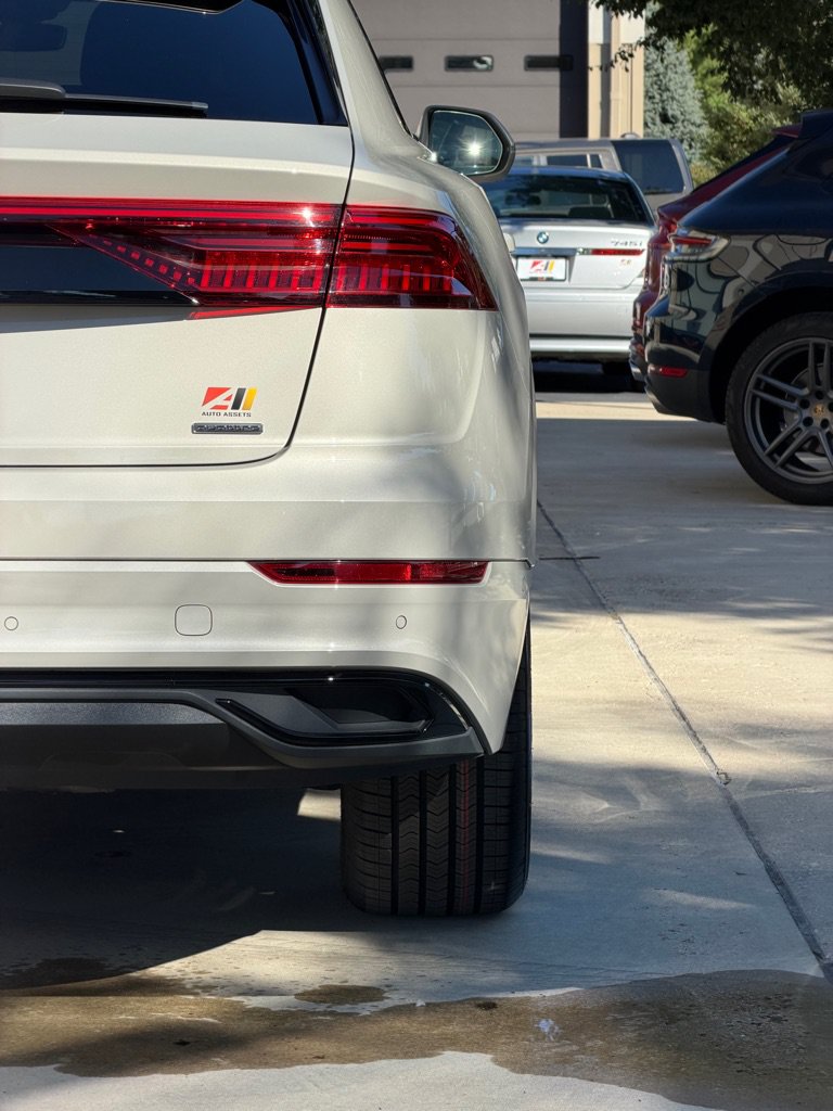 Used 2023 Audi Q8 Premium w/ Convenience Package AWD/4WD image 14