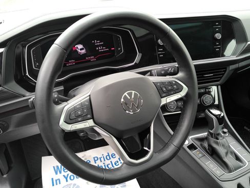 Used 2024 Volkswagen Jetta SEL FWD image 28