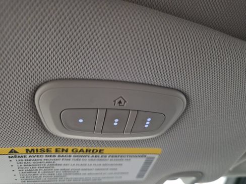 Used 2020 Chrysler Pacifica Touring-L Plus FWD image 24