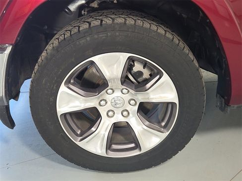 Used 2021 RAM 1500 Laramie image 8
