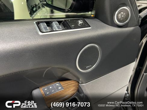 Used 2019 Land Rover Range Rover Sport HSE AWD/4WD image 9