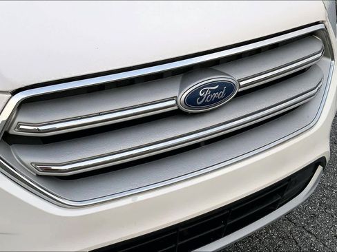Used 2019 Ford Escape Titanium image 29