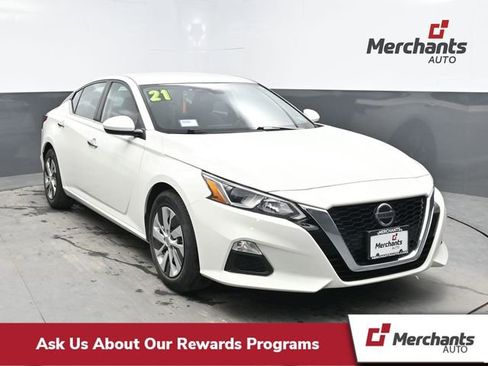Used 2021 Nissan Altima 2.5 S FWD image 1