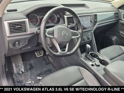 Used 2021 Volkswagen Atlas SE w/ Panoramic Sunroof Package AWD/4WD image 2