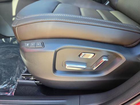 Used 2025 MAZDA CX-5 Signature image 16