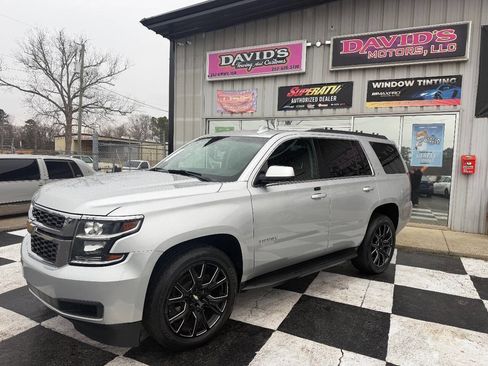 Used 2020 Chevrolet Tahoe LT image 2
