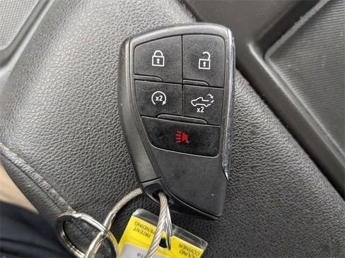 Used 2024 GMC Sierra 1500 SLT image 32