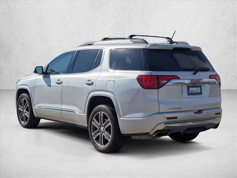 Used 2019 GMC Acadia Denali image 5