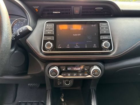 Used 2020 Nissan Kicks SR w/ SR Premium Package FWD image 21