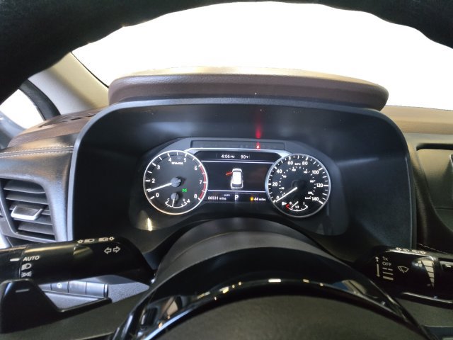 Used 2023 Nissan Rogue SV AWD/4WD image 14