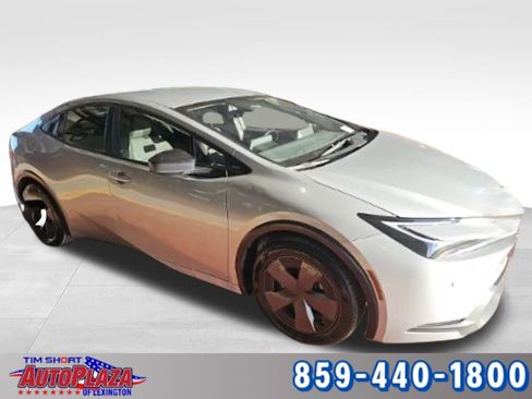 Used 2024 Toyota Prius LE image 9