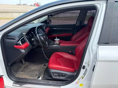 Used 2018 Toyota Camry XSE w/ Driver Assist Package FWD image 6
