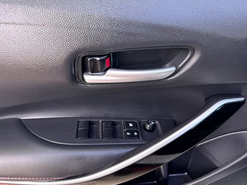 Used 2024 Toyota Corolla XSE FWD image 11