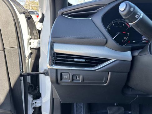 Used 2021 Cadillac XT4 Premium Luxury w/ Driver Awareness Package image 32