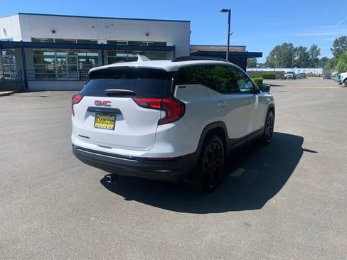 Used 2021 GMC Terrain SLE w/ Driver Convenience Package FWD image 7