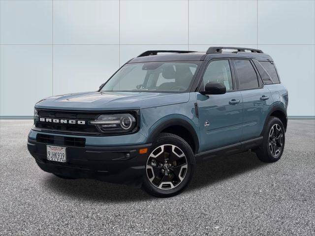 Certified 2023 Ford Bronco Sport Outer Banks w/ Tech Package AWD/4WD image 1