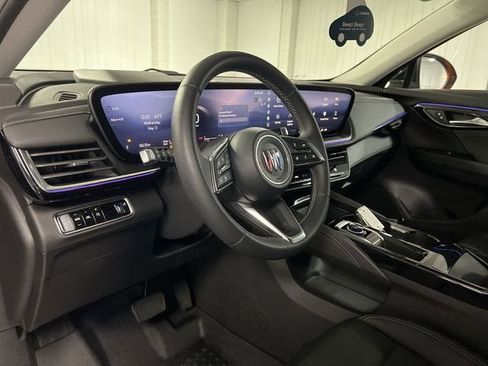 Certified 2025 Buick Envision Preferred AWD/4WD image 10