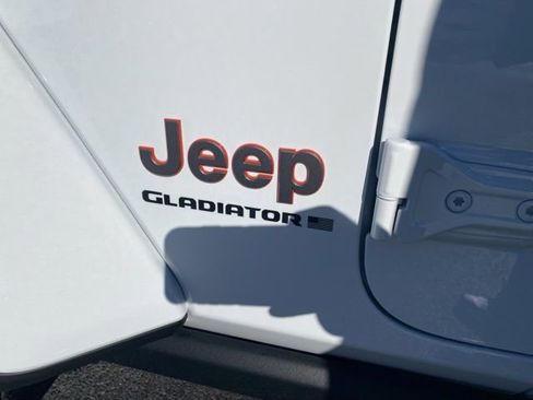 New 2026 Jeep Gladiator Mojave AWD/4WD image 45