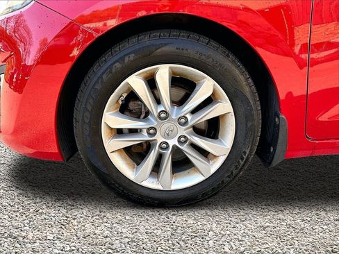 Used 2013 Hyundai Elantra GT FWD image 9