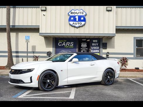 Used 2020 Chevrolet Camaro LT RWD image 1