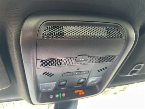 Certified 2024 Cadillac XT5 Premium Luxury image 23