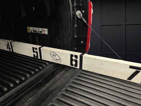 Used 2023 Ford F150 Lariat w/ Equipment Group 502A High image 16