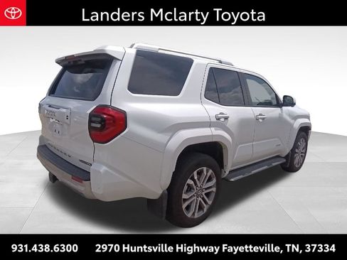 Used 2025 Toyota 4Runner Limited AWD/4WD image 3