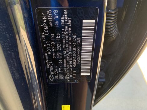 Used 2018 Genesis G80 3.8 RWD image 36