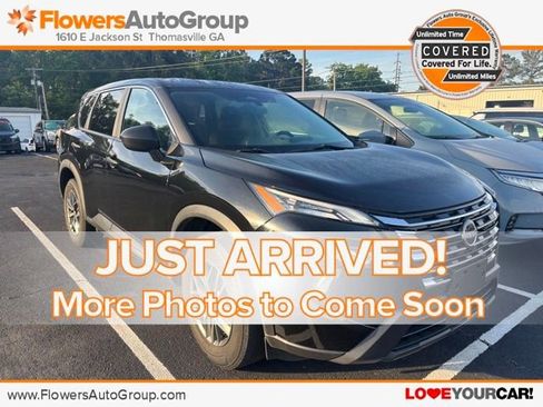 Used 2024 Nissan Rogue S FWD image 1