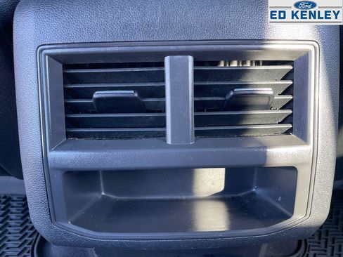 Used 2021 Volkswagen Atlas Cross Sport SE w/ Panoramic Sunroof Package image 7