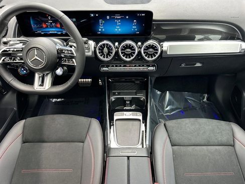 New 2026 Mercedes-Benz GLB 35 AMG 4MATIC image 15