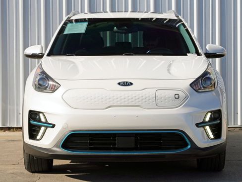 Used 2019 Kia Niro EX Premium image 6