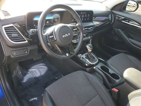 Used 2024 Kia Seltos X-Line image 6