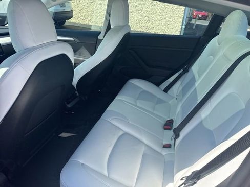 Used 2022 Tesla Model 3 Long Range image 14