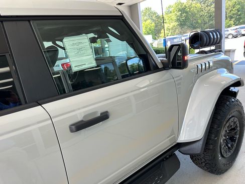 Used 2026 Ford Bronco Raptor AWD/4WD image 9
