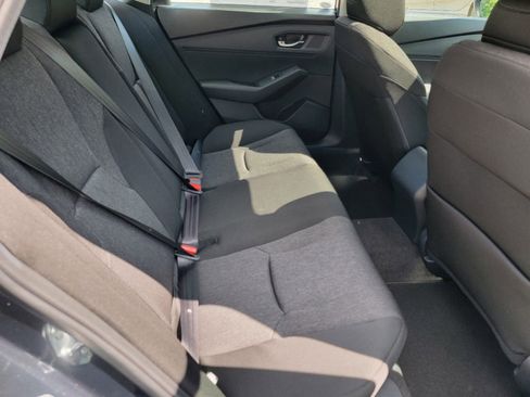 Used 2024 Honda Accord EX image 9