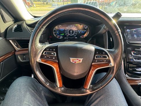Used 2017 Cadillac Escalade ESV Premium Luxury image 16