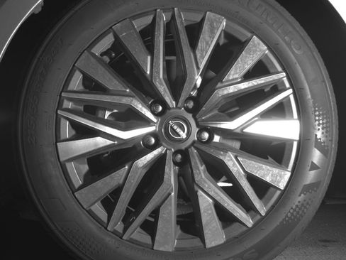 Used 2025 Nissan Altima 2.5 SV image 12