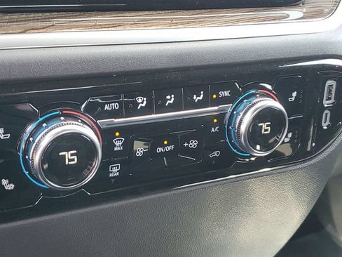 New 2026 GMC Sierra 1500 Elevation AWD/4WD image 17