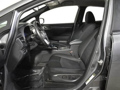 Certified 2024 Nissan Leaf SV Plus w/ Protection Package FWD image 11