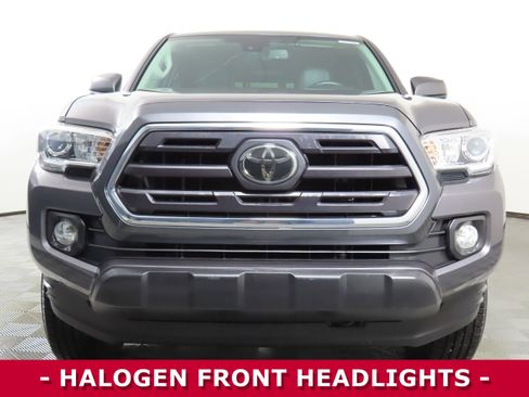 Used 2018 Toyota Tacoma SR5 image 2