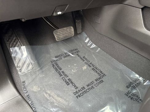 Used 2024 GMC Sierra 2500 AT4 w/ AT4 Premium Plus Package image 18